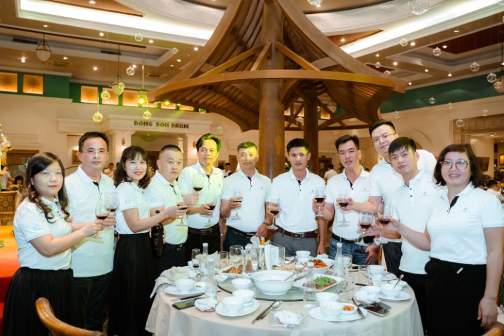 16733215502948477tOD.jpg DDA01797 (Small).JPG